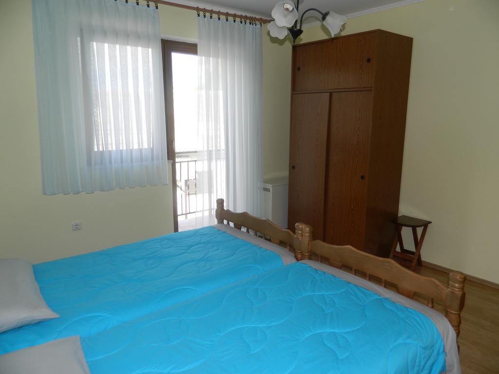 Vacation Home Kuca Za Odmor Красно Поле Стая снимка